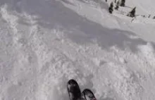 Narciarz w locie wpada na drugiego narciarza :D