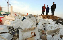 Chiny zakażą używania plastikowanych siatek i słomek[ENG]