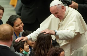 Włoskie media: Papież przeszedł zabieg