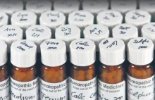 Gorzki posmak homeopatii. Drenaż kieszeni, czy sposób na zdrowie