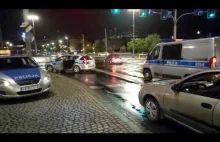 Radiowóz na sygnale rozbija dwa auta, kara - pouczenie