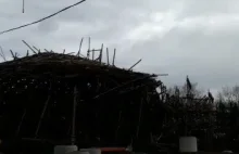 Wichura przewróciła budowanego obecnie drewnianego rollercoastera w Energylandii