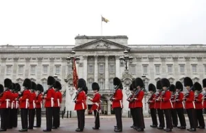 Czy Pałac Buckingham jest brzydki?