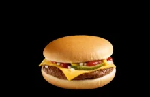 Cheeseburger po 106 dniach leżakowania na półce