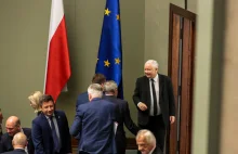 Frankowicze zostali na lodzie? Kaczyński wyszedł z sali przed głosowaniem