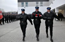 Wstęga, pokropek, mowy czyli otwarcie komisariatu w siermiężnym stylu