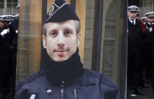 Pośmiertny gejowski ślub policjanta - ofiary ataku dżihadysty w Paryżu