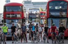 Po ulicach Londynu jeździ zbyt dużo białych rowerzystów w średnim wieku