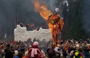 Jak Rosjanie witają wiosnę.