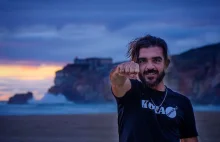 Brazylijski surfer popłynął na fali o rekordowej wysokości. ZOBACZCIE WIDEO!