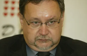 Napisał „Odę do Jarosława Kaczyńskiego”. MSZ chce, by został ambasadorem.