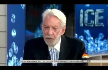 Aktor Donald Sutherland wstydzi się bycia białym mężczyzną