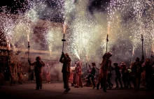 Tańcząc z diabłami, igrając z ogniem – kataloński Correfoc