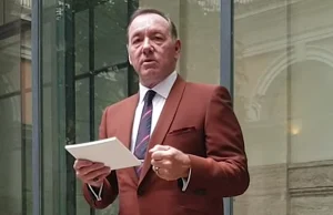 Kevin Spacey pokazał się publicznie i wyrecytował wiersz