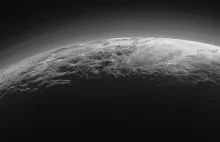 Pluto ‘Wows’ in Spectacular New Backlit Panorama