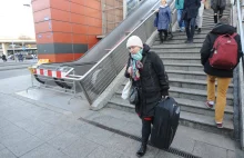 Absurd na dworcu w Krakowie trwa. Ruchome schody na dworcu nie działają od roku