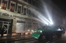 Wielka bitwa na ulicach Lipska. Po demonstracji Pegidy policja zatrzymała...