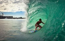 Surfing na fotografiach Alexa Fringsa