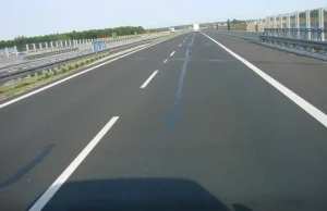 Jechał autostradą pod prąd. Bo się pomylił...