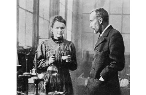 18 lipca 1898 roku Maria Skłodowska-Curie wraz z mężem Piotrem Curie..