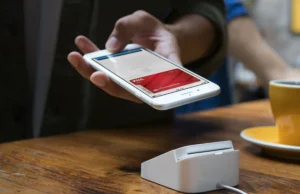 Apple Pay trafi do Polski. Rozmowy prowadzi pięć banków