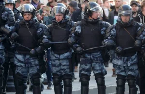 Demonstracje w Moskwie. 10 osób zatrzymanych