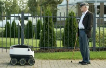 Ten robot pomoże Ci dostarczyć zakupy z Biedronki do domu :