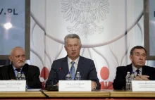 Prezydent Komorowski odznaczył członków PKW orderami za "rzetelną pracę..."