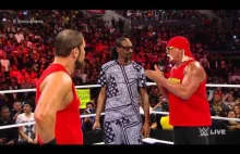 Snoop Dogg i Hulk Hogan robią porządek z Curtisem Axelem !
