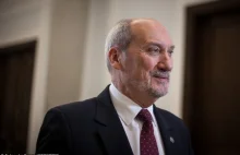 Macierewicz:Miesięcznicom smoleńskim będzie towarzyszyła asysta honorowa wojska