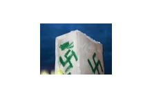 Atak na Jedwabne. Zniszczony pomnik pomordowanych Żydów