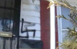 Żyd został aresztowany, po tym jak został przyłapany na malowaniu swastyk na...