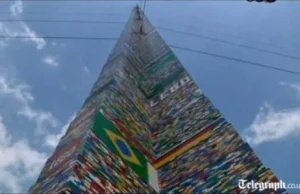 Najwyższą wieżę z klocków LEGO zbudowano w Brazylii - 31 m.