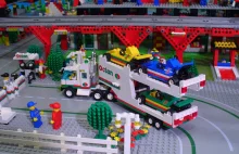 Klasyka LEGO 6335 - Jak przetransportować bolidy na tor wyścigowy?