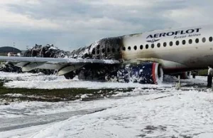 Rosyjskie media: Błąd pilotów przyczyną katastrofy na lotnisku...
