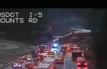 Waszyngton: Pociąg wykoleił się nad autostradą. Trwa akcja ratunkowa