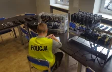 PRUSZCZ GDAŃSKI-POLICJANCI ODZYSKALI WYŁUDZONY SPRZĘT KOMPUTEROWY O...