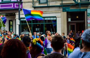 Szkoły w USA wprowadzą „historię LGBT” do programów nauczania.