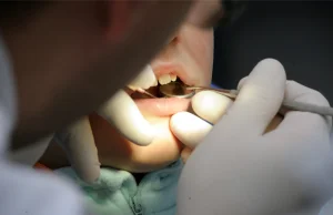 Dentyści z Rzeszowa wyłudzili z NFZ 795 tysięcy zł?