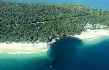 Pole kempingowe zniknęło w otchłani oceanu. Australia. (eng)