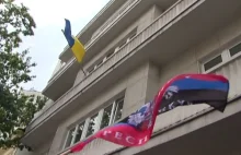 Prorosyjska demonstracja w Warszawie. Powiewały flagi samozwańczych władz...