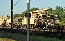 Nikt nie chce się przyznać do pojazdów US Army, które uszkodziły dworzec.