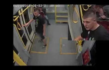 Po wyjściu z tramwaju zaatakował 17- latkę. Policja publikuje wizerunek sprawcy