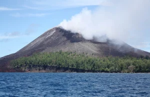 Erupcja wulkanu Krakatau (1883) - najgłośniejsza eksplozja w historii