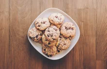 Ściany tekstu o RODO i cookies blokujące wejście na stronę też są na ogół...