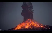 Nocna erupcja wulkanu Krakatoa (Indonezja)