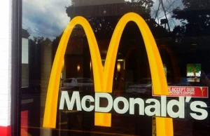 USA: pasożyty w sałatkach McDonalda? Zatruło się 100 osób.