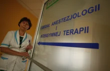 19-latek skatował niemowlę.Doszło do tego,bo szpital nie zareagował na "siniaki"