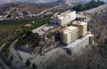 Przeklęty sycylijski hotel. Od 30 lat nie przyjął żadnego gościa