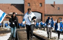 „Jerusalem Post” za kontynuacją wycieczek izraelskich uczniów do Polski